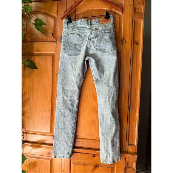 Levi’s 502™ Regular Taper Jeans in light wash denim – Size W28 L28. 16Reg - Picture 5 of 12